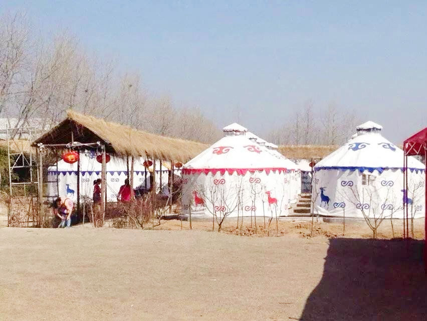 蒙古包廠家告訴你在搭建蒙古包時需要注意的問題